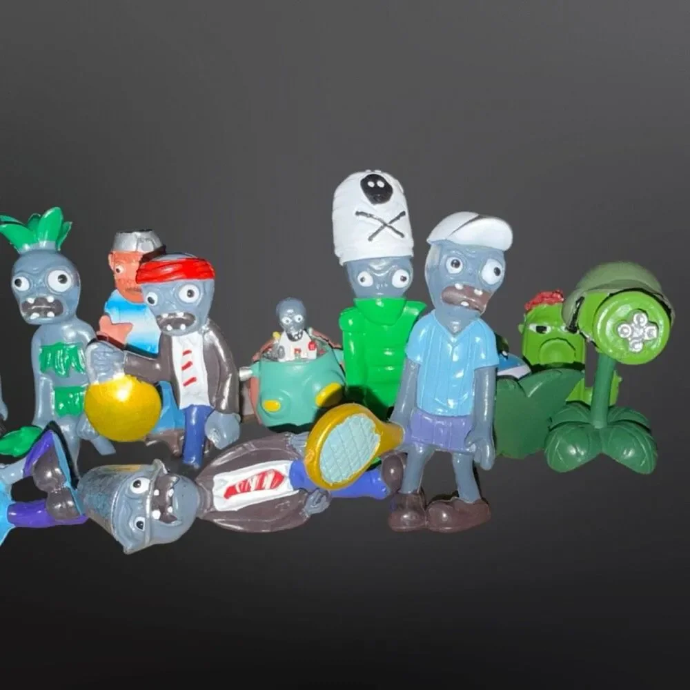 Planet Vs Zombies PVC Cake Toppers Figures B21